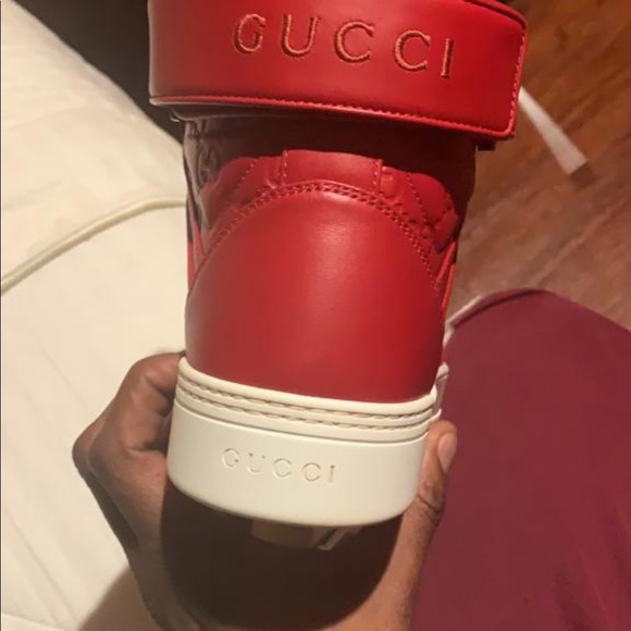 Men’s Leather Gucci Signature Red Sneakers - Picture 4 of 9